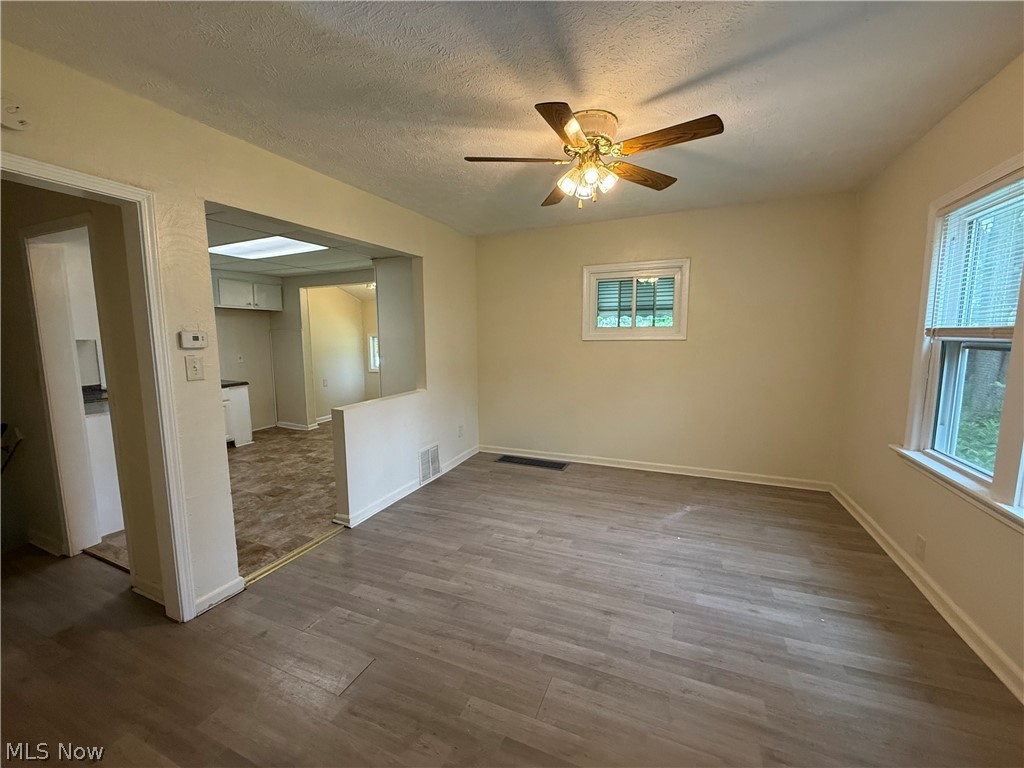404 Noah Avenue Akron OH 44320