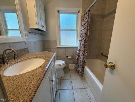 24113 E Silsby Road Beachwood OH 44122