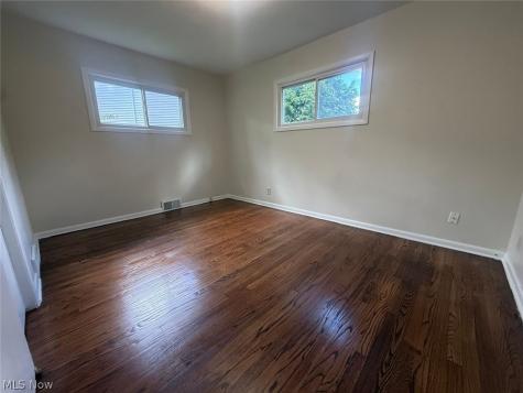 24113 E Silsby Road Beachwood OH 44122