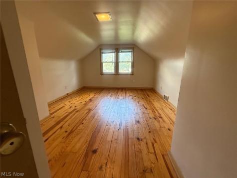 24113 E Silsby Road Beachwood OH 44122