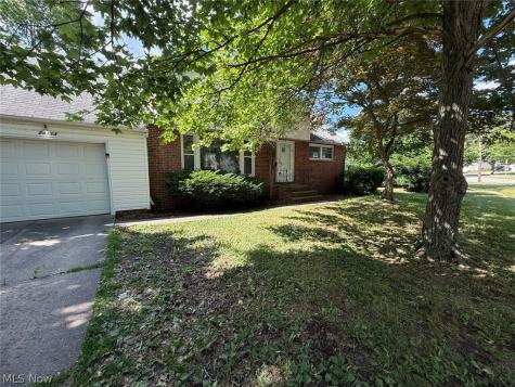 24113 E Silsby Road Beachwood OH 44122