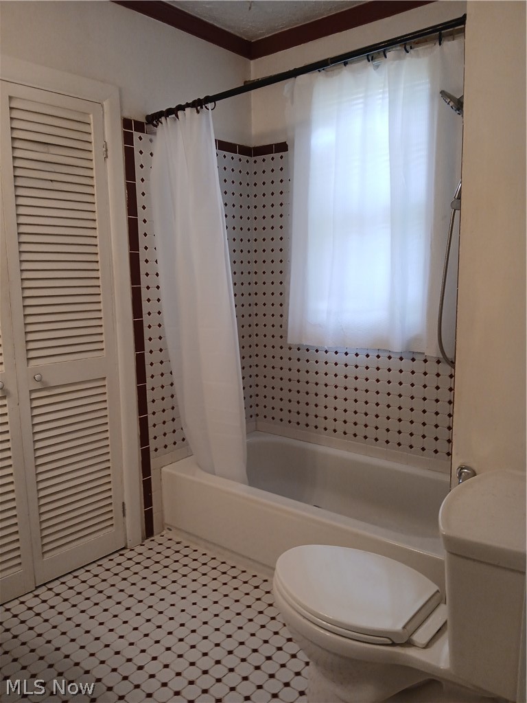 4313 Prasse Road South Euclid OH 44121