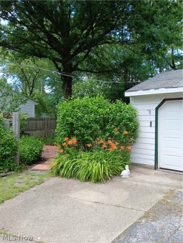 4313 Prasse Road South Euclid OH 44121
