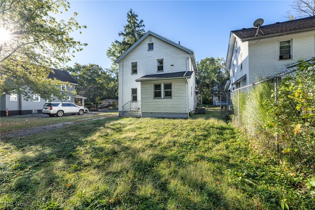 849 Glenn Street Akron OH 44320