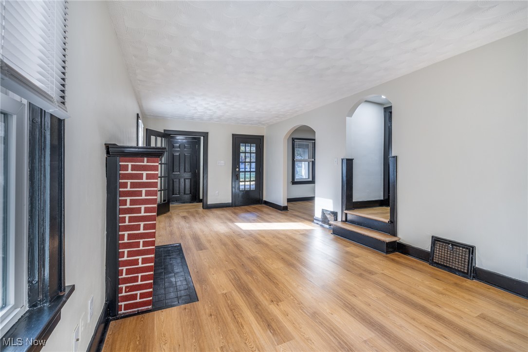 849 Glenn Street Akron OH 44320