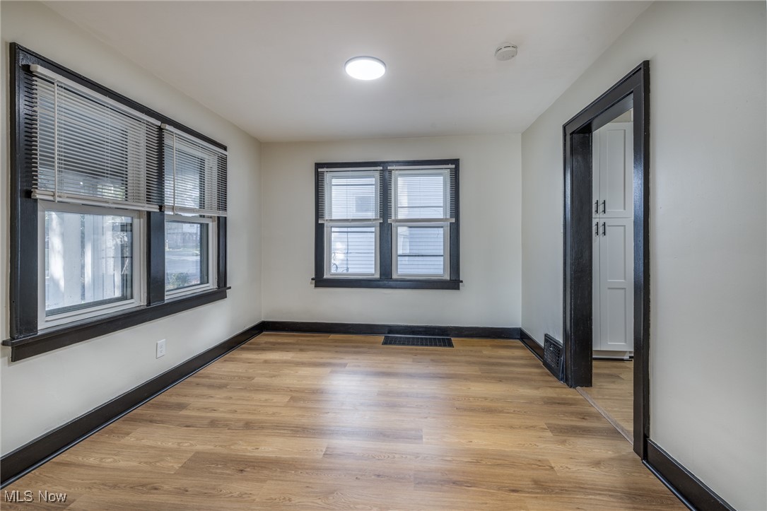 849 Glenn Street Akron OH 44320