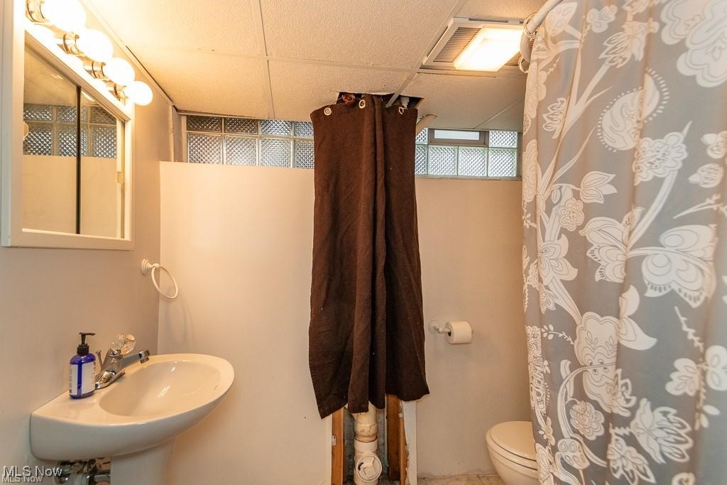 4939 Edsal Drive Lyndhurst OH 44124