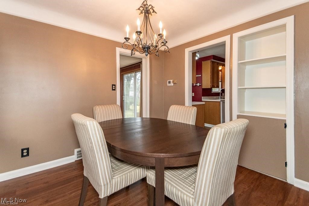 4939 Edsal Drive Lyndhurst OH 44124