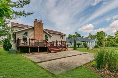 12433 Webster Road Strongsville OH 44136