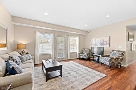 558 Colony Park Tallmadge OH 44278