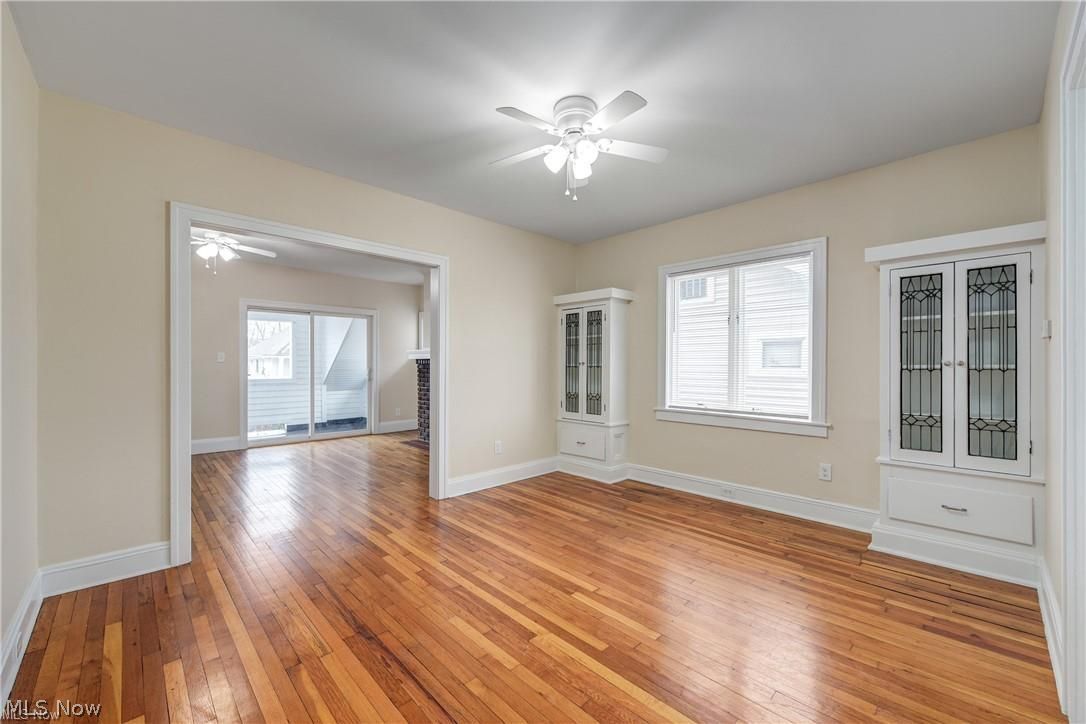 2085 Chesterland Avenue Lakewood OH 44107
