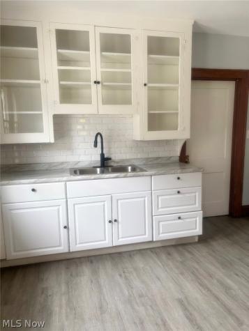 3191 W 92nd Street Cleveland OH 44102