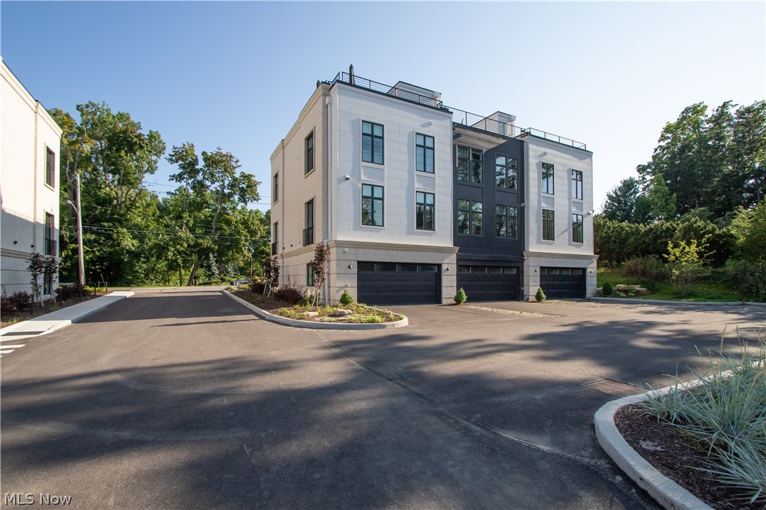 22730 Lake Road Rocky River OH 44116