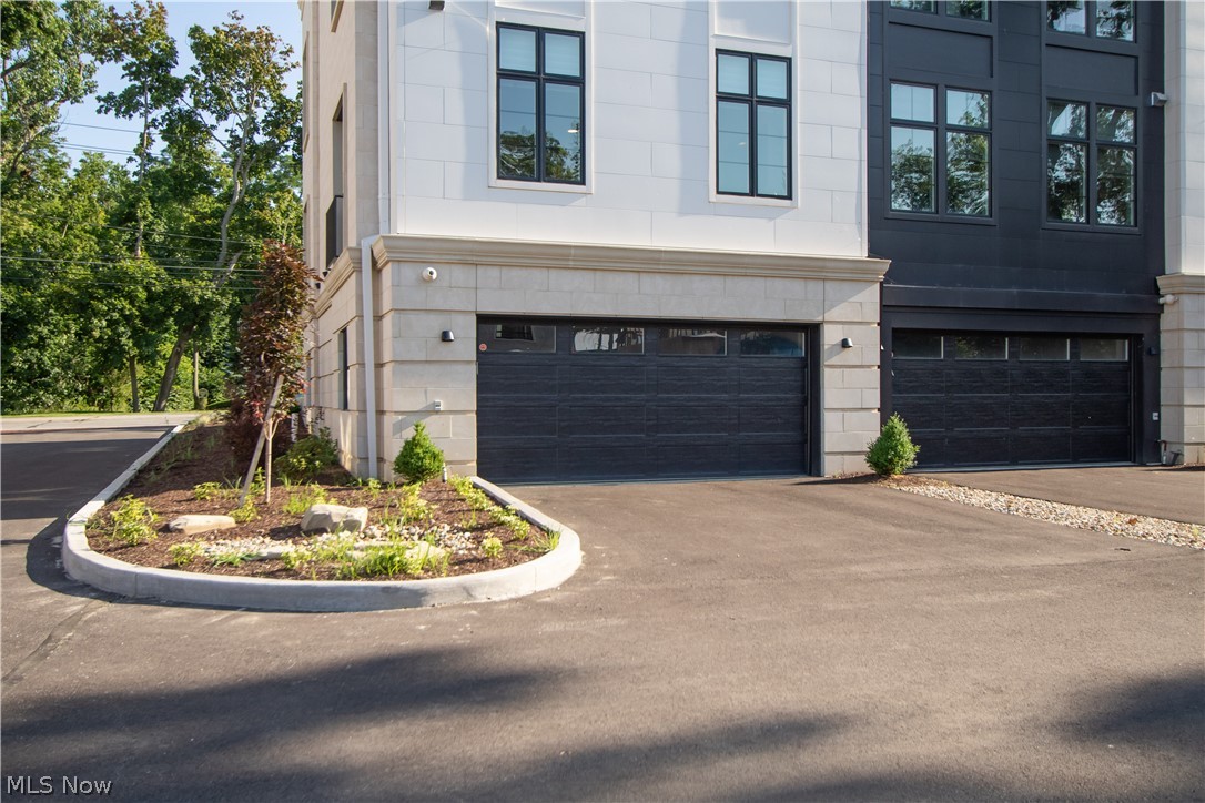 22730 Lake Road Rocky River OH 44116