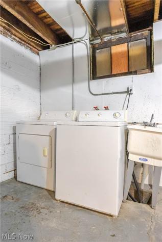10828 Orville Avenue Cleveland OH 44106