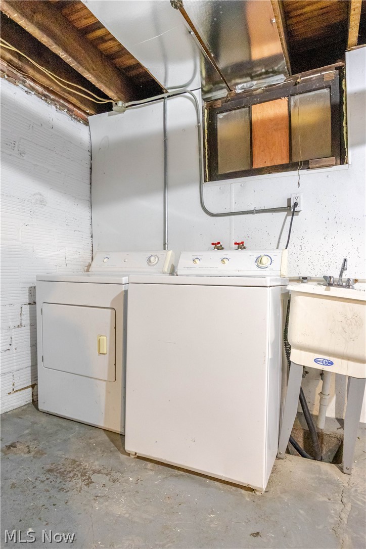 10828 Orville Avenue Cleveland OH 44106