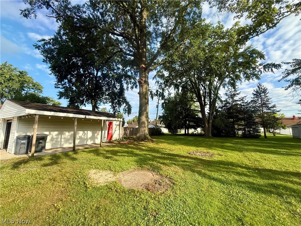 5363 Summit Road Lyndhurst OH 44124