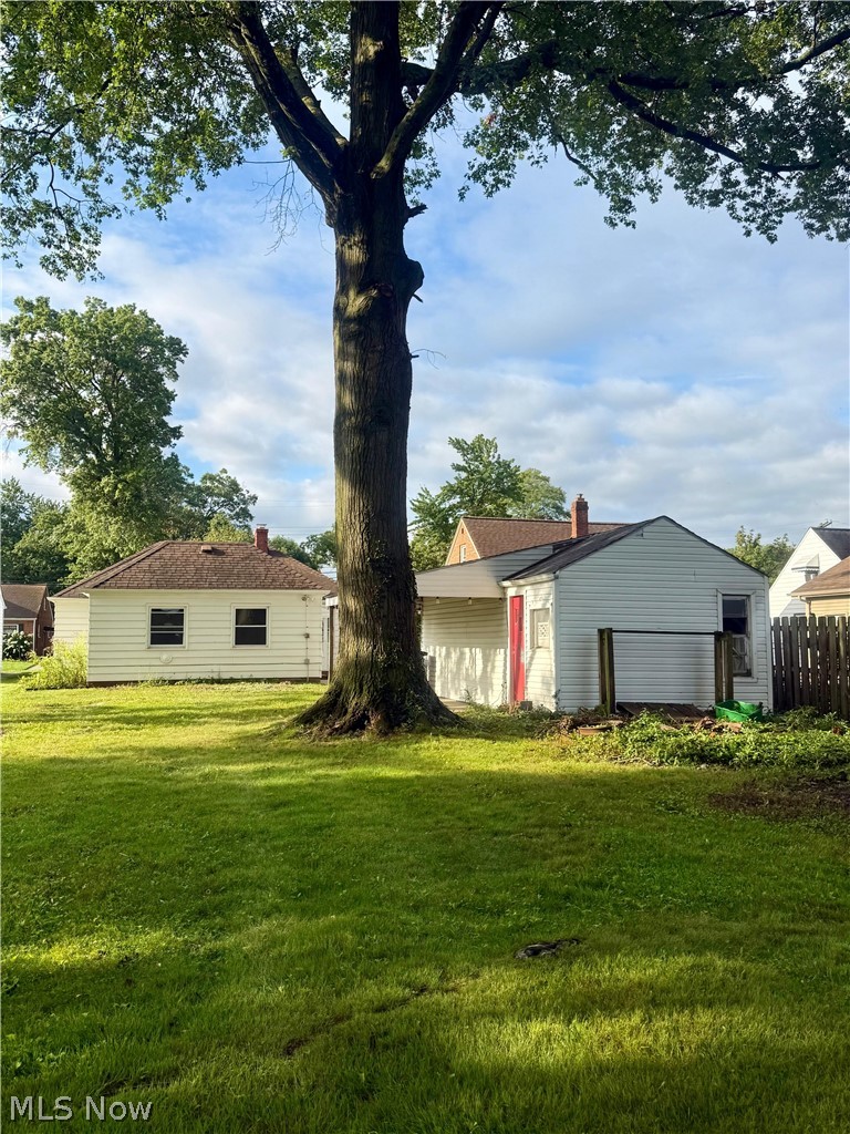 5363 Summit Road Lyndhurst OH 44124