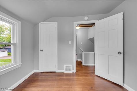 19509 Libby Road Maple Heights OH 44137