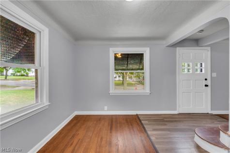 19509 Libby Road Maple Heights OH 44137