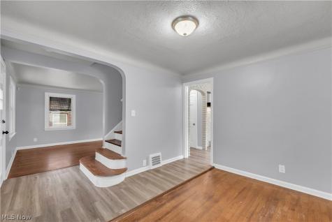 19509 Libby Road Maple Heights OH 44137