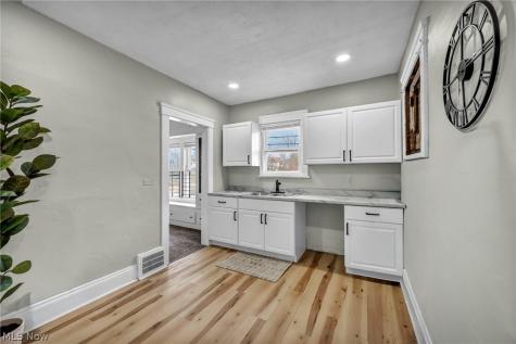 3303 E 123rd Street Cleveland OH 44120