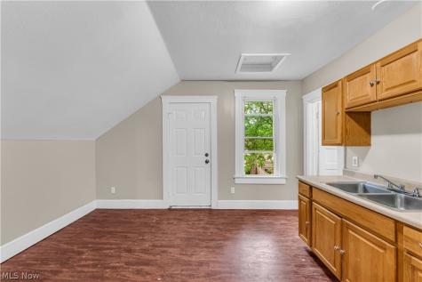 2050 W 83rd Street Cleveland OH 44102