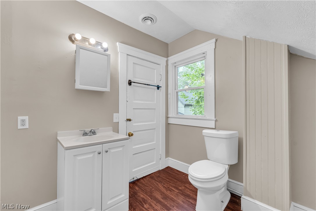 2050 W 83rd Street Cleveland OH 44102