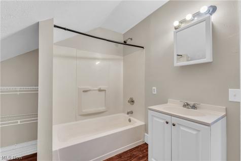 2050 W 83rd Street Cleveland OH 44102