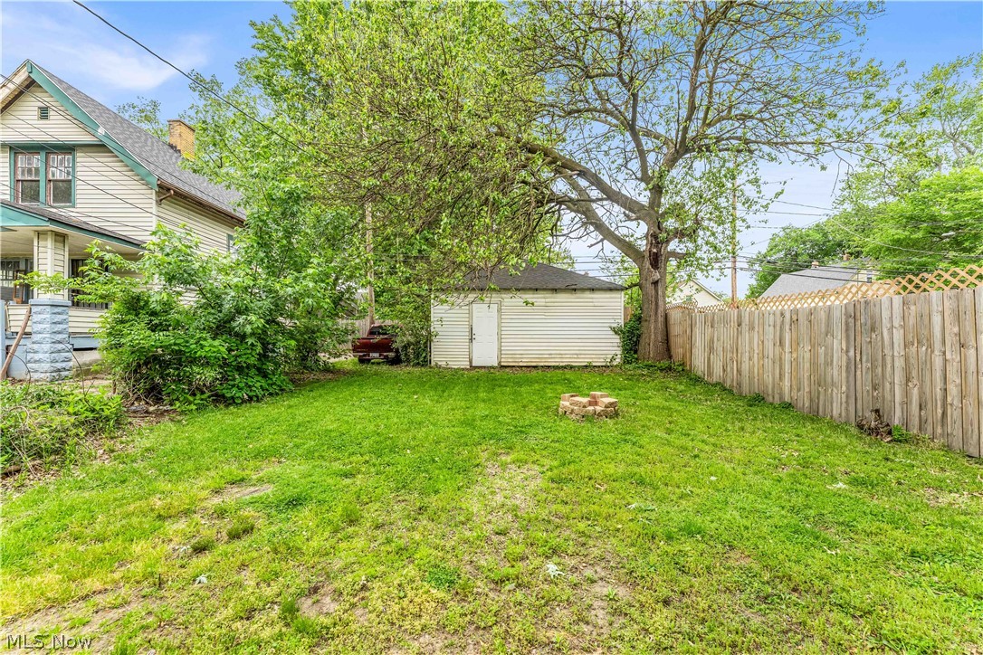 2050 W 83rd Street Cleveland OH 44102