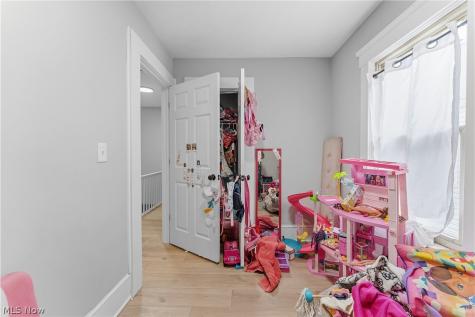 9615 Larnder Avenue Cleveland OH 44109
