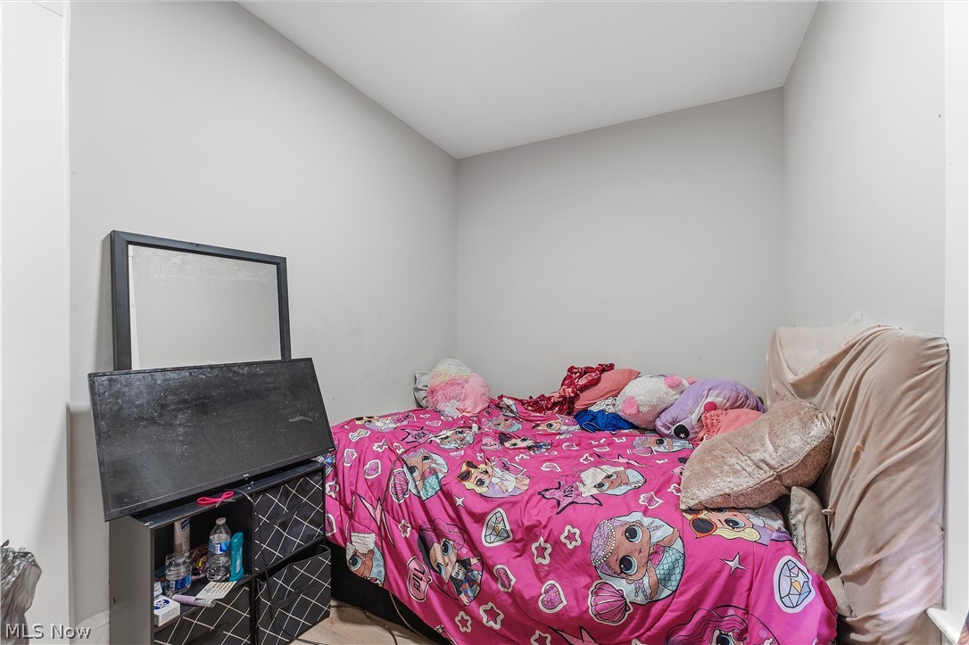 9615 Larnder Avenue Cleveland OH 44109