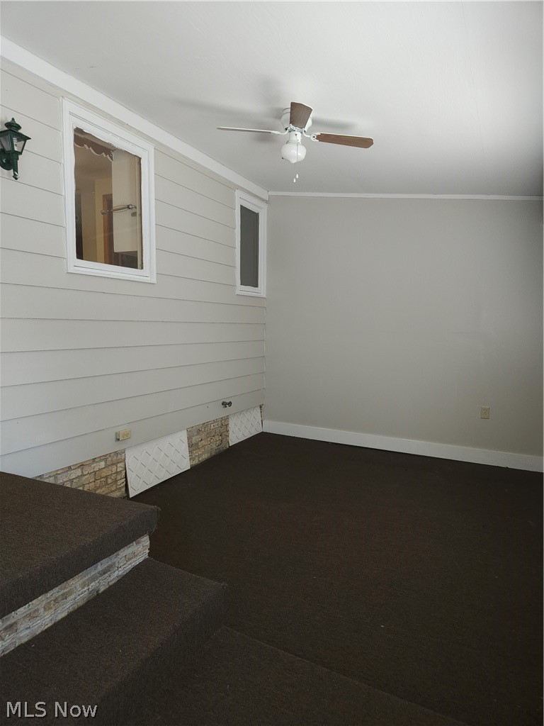 525 S Marion Avenue Louisville OH 44641