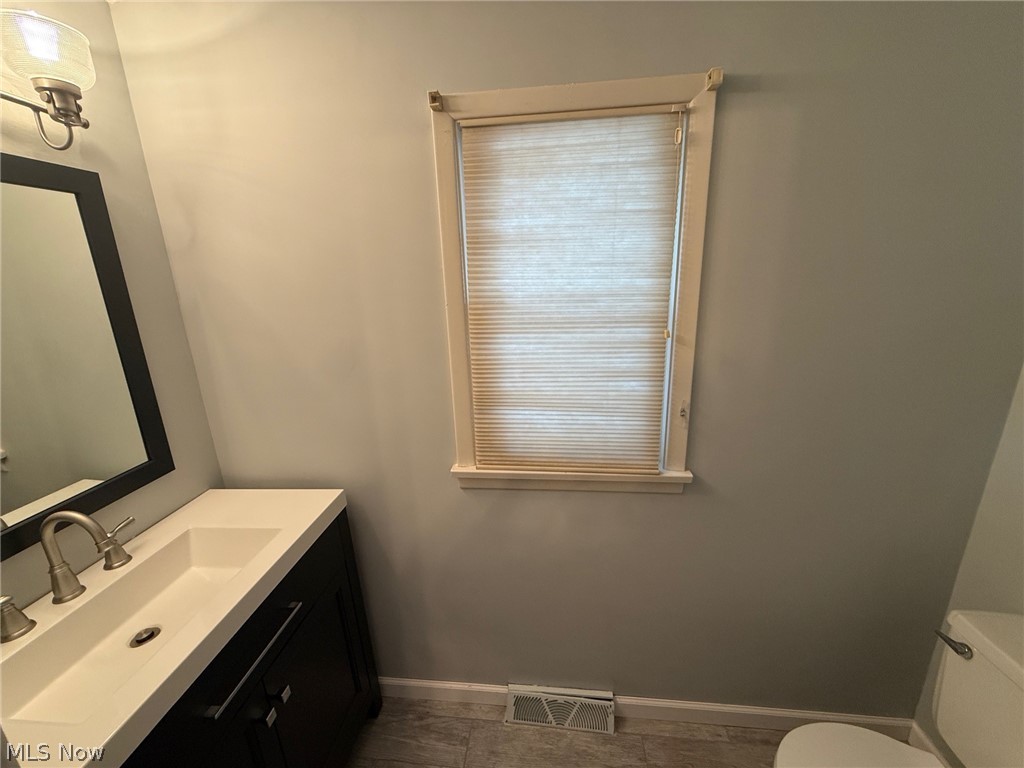2021 Aldersgate Drive Lyndhurst OH 44124