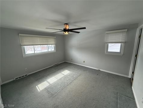 2021 Aldersgate Drive Lyndhurst OH 44124
