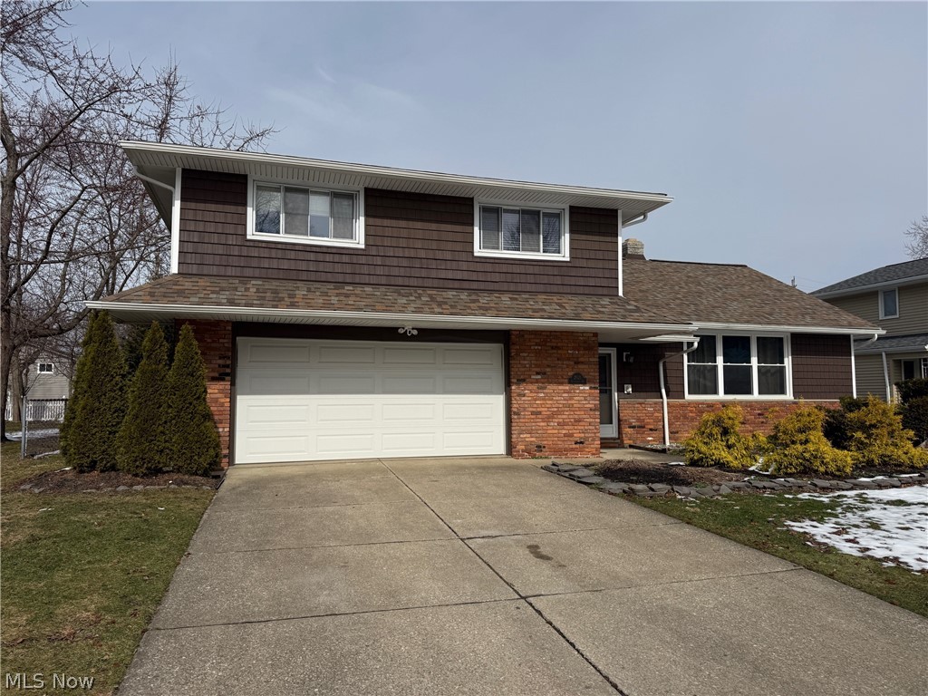 2021 Aldersgate Drive Lyndhurst OH 44124