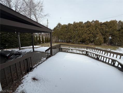 2021 Aldersgate Drive Lyndhurst OH 44124