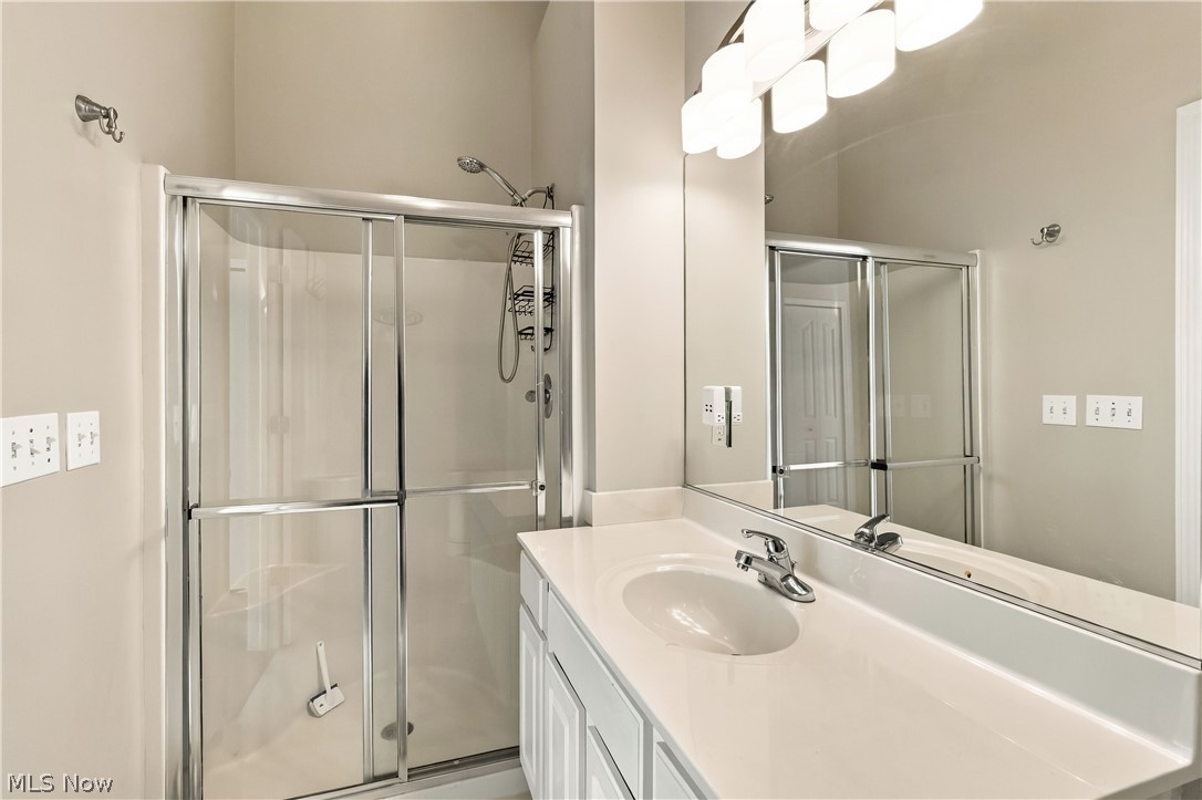 29393 Hummingbird Circle Westlake OH 44145