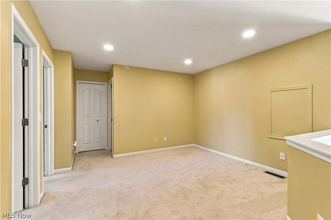 29393 Hummingbird Circle Westlake OH 44145
