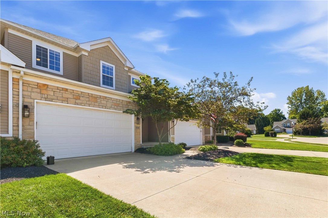 29393 Hummingbird Circle Westlake OH 44145
