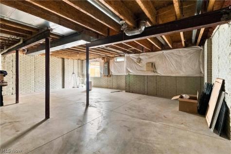 29393 Hummingbird Circle Westlake OH 44145