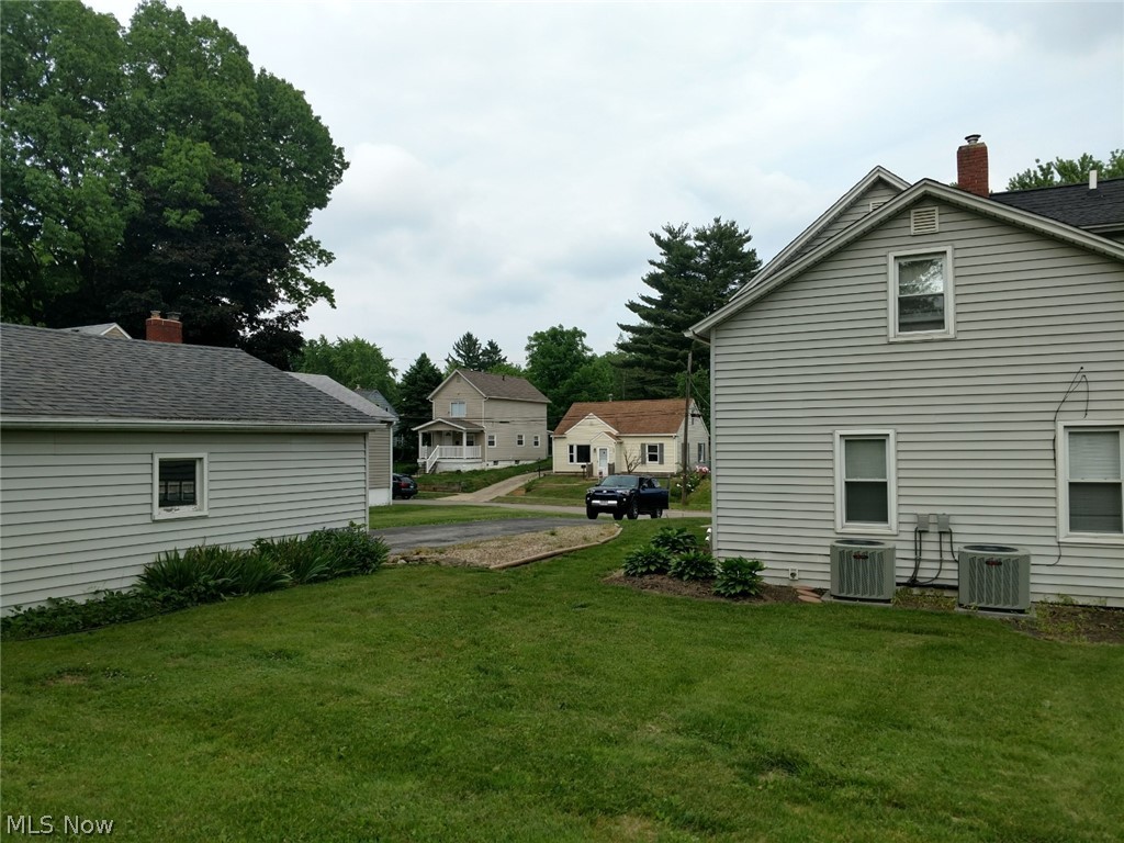 1522 Campbell Street Cuyahoga Falls OH 44223