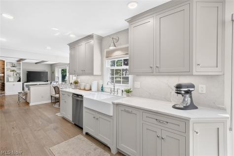24299 Beech Lane North Olmsted OH 44070