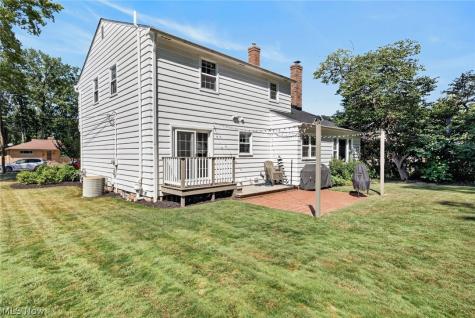 24299 Beech Lane North Olmsted OH 44070