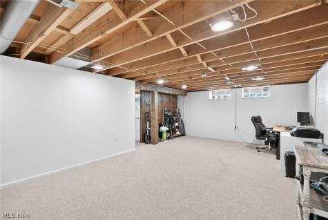 24299 Beech Lane North Olmsted OH 44070