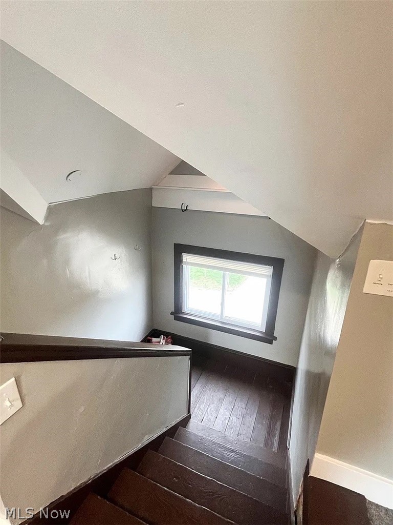 1304 W 64th Cleveland OH 44102