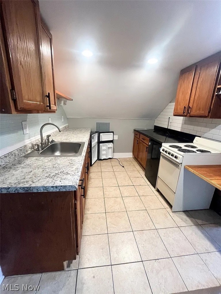 1304 W 64th Cleveland OH 44102