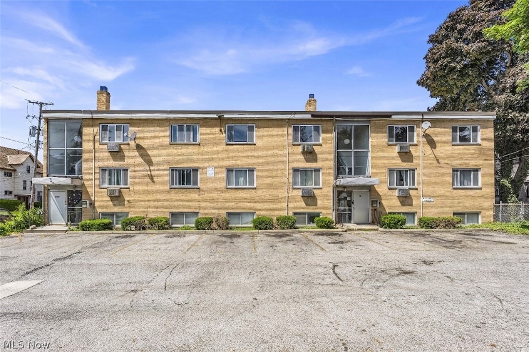 1415 Wyandotte Avenue Lakewood OH 44107