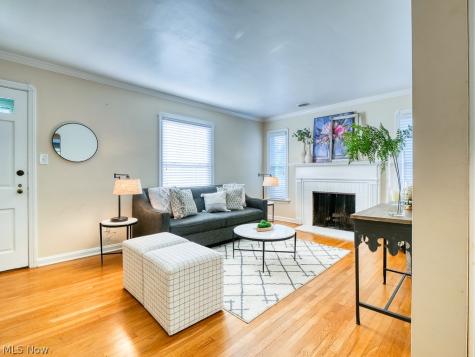 352 Glen Park Drive Bay Village OH 44140