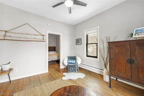 1009 Kenilworth Avenue Cleveland OH 44113
